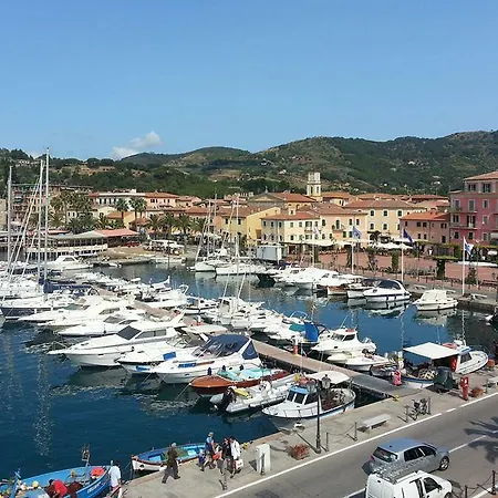 5/6 Beds Apartment Porto Azzurro